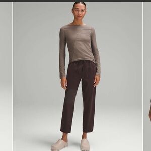 Lululemon Tapered-Leg Mid-Rise Pant